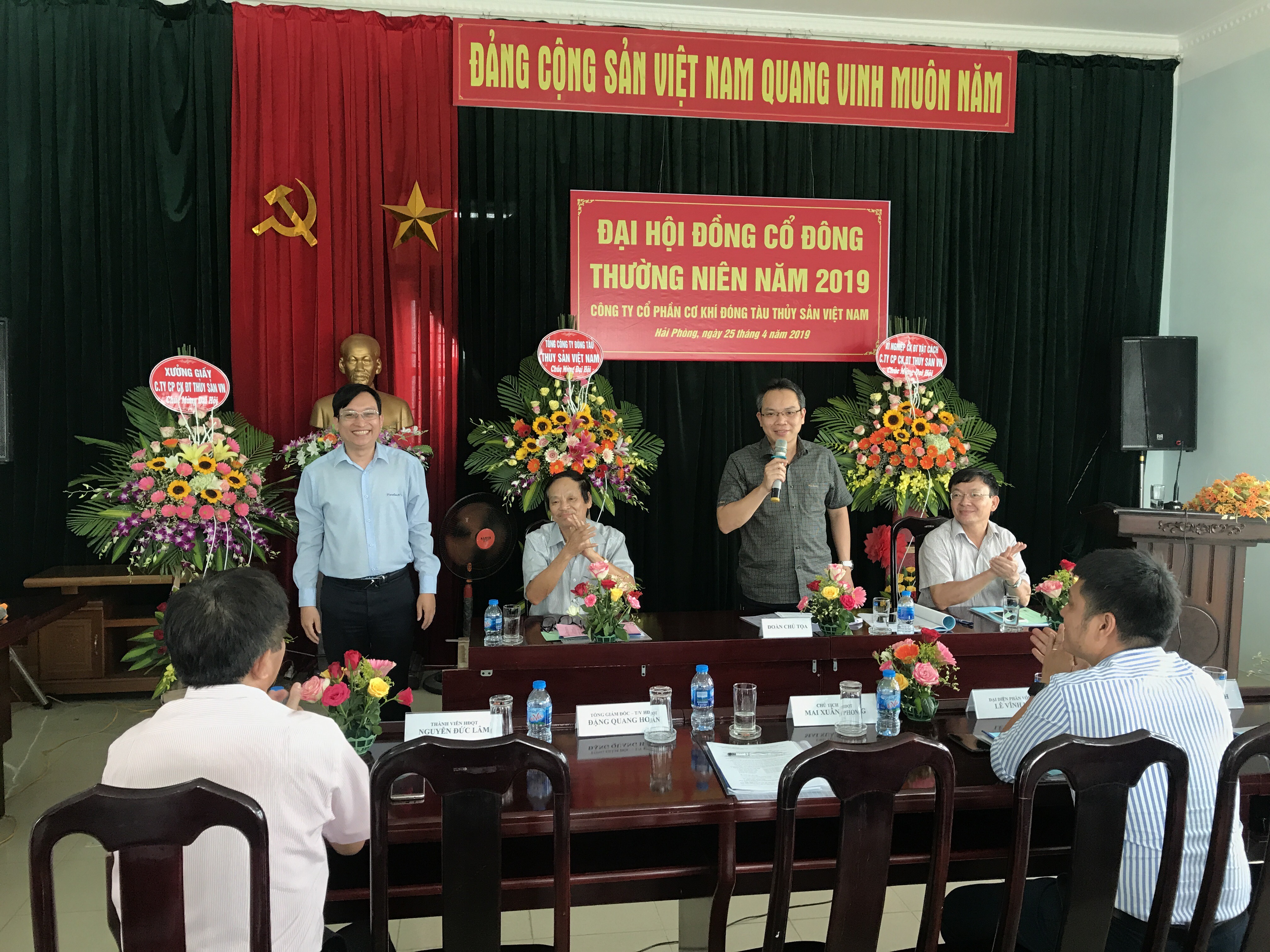 Đại hội đồng cổ đông thường niên năm 2019 của Công ty Cổ phần Cơ khí đóng tàu Thủy sản Việt Nam  thành công tốt đẹp.